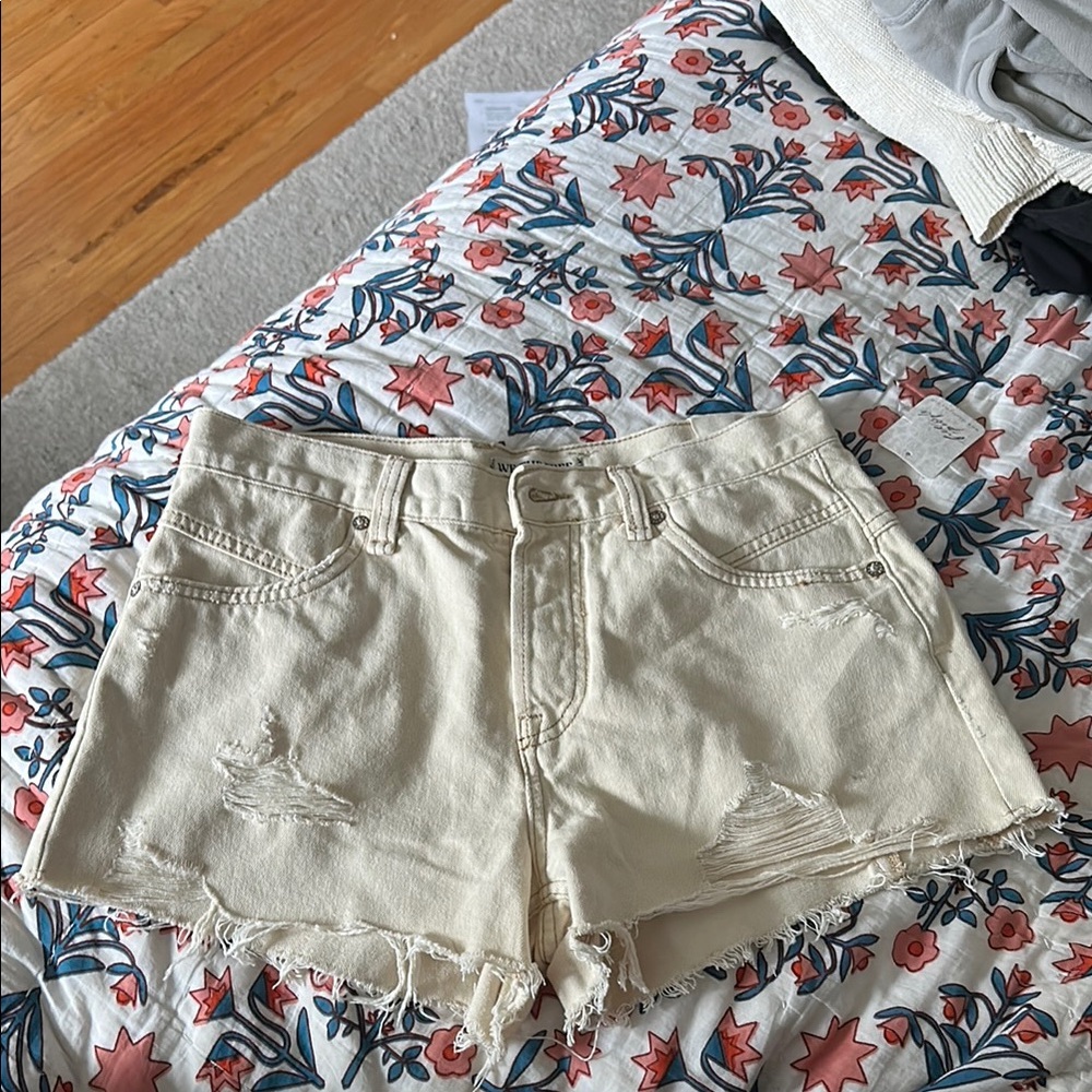 Free People Ivory Jean Shorts size 26